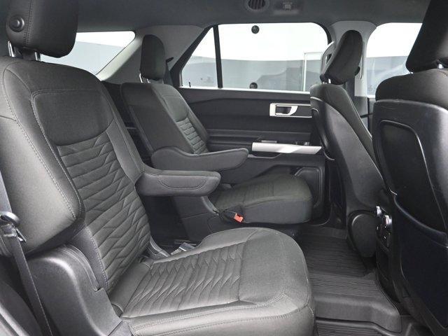 Photo of 2020 Black Ford Explorer