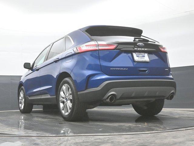 Photo of 2022 Blue Ford Edge