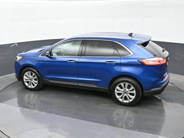 Photo of 2022 Blue Ford Edge
