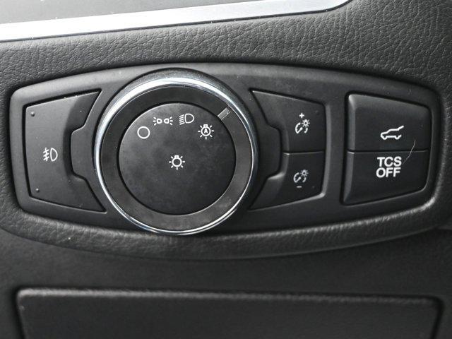Photo of 2022 Blue Ford Edge