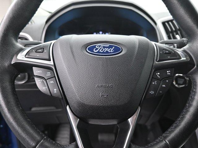 Photo of 2022 Blue Ford Edge