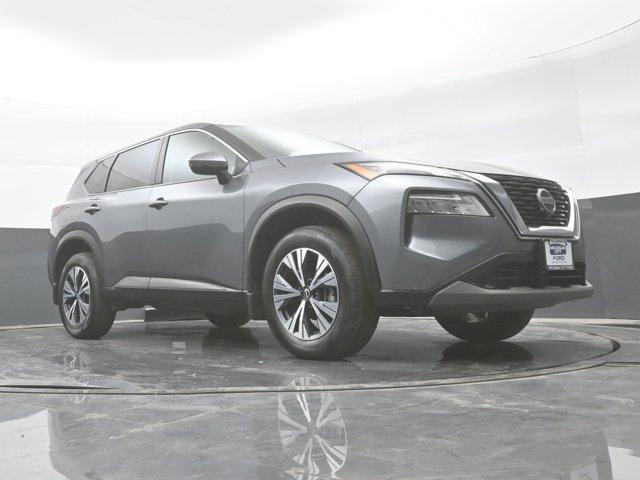 Photo of 2022 Gun Metallic Nissan Rogue