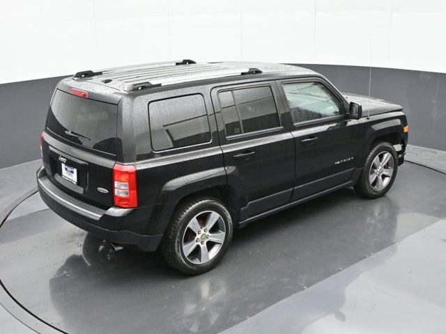 Photo of 2017 Black Clearcoat Jeep Patriot