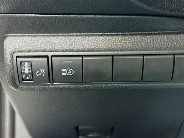 Photo of 2025 Wind Chill Pearl Toyota Corolla