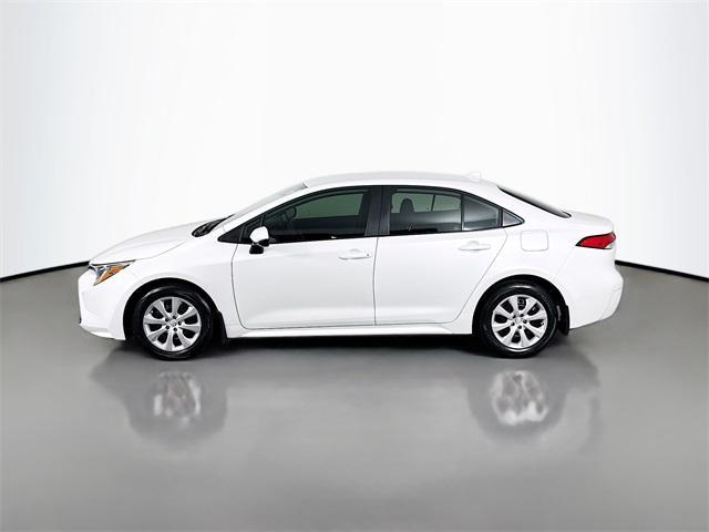 Photo of 2025 Wind Chill Pearl Toyota Corolla