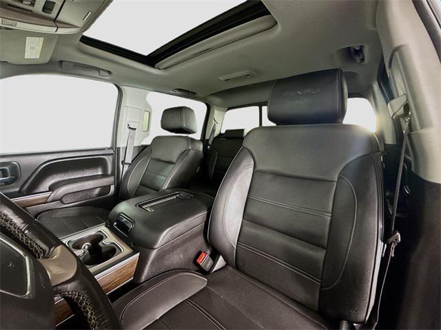 Photo of 2017 White Frost Tricoat GMC Sierra 1500