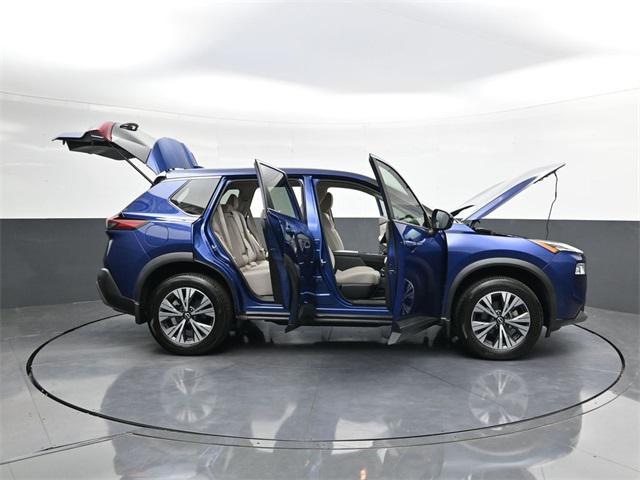 Photo of 2022 Caspian Blue Metallic Nissan Rogue