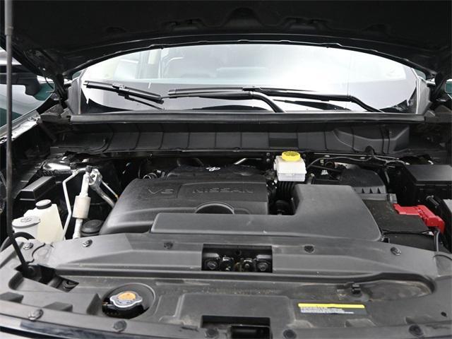 Photo of 2024 Obsidian Green Pearl/Super Black Nissan Pathfinder