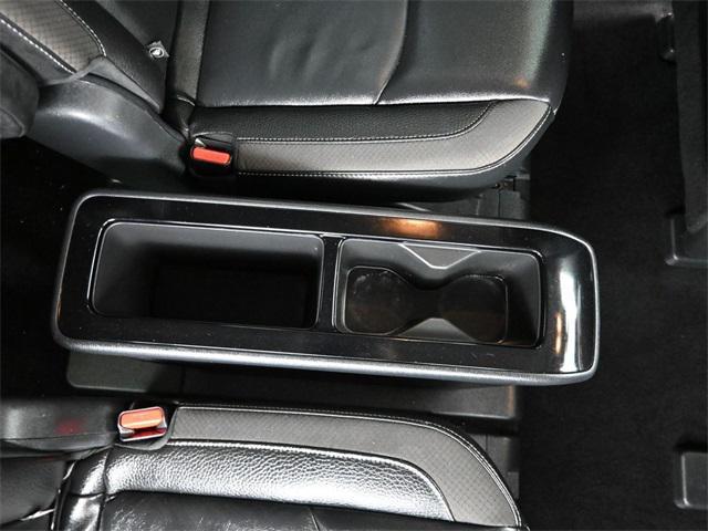 Photo of 2024 Obsidian Green Pearl/Super Black Nissan Pathfinder