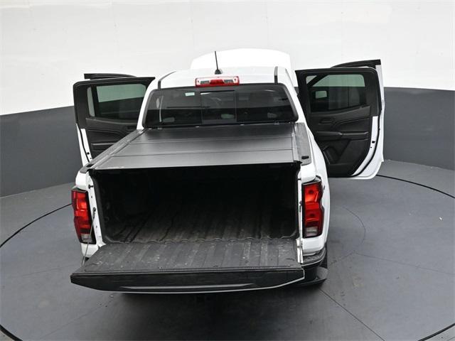 Photo of 2023 Summit White Chevrolet Colorado