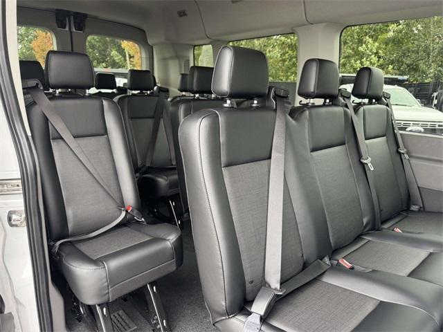 Photo of 2026 Oxford White Ford Transit-350