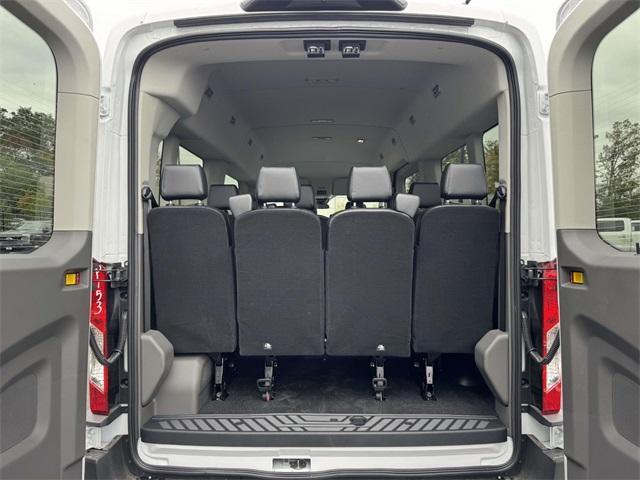 Photo of 2026 Oxford White Ford Transit-350