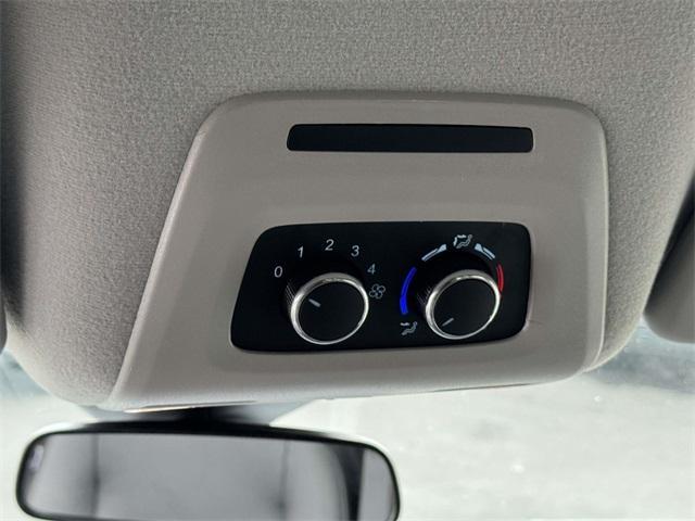 Photo of 2026 Oxford White Ford Transit-350
