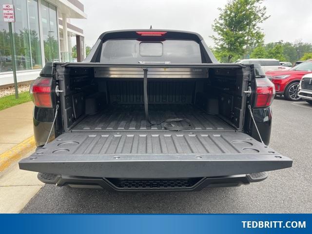 Photo of 2023 Phantom Black Hyundai SANTA CRUZ