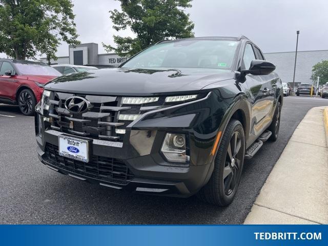 Photo of 2023 Phantom Black Hyundai SANTA CRUZ
