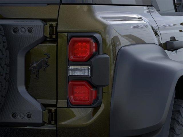 Photo of 2025 Green Metallic Ford Bronco