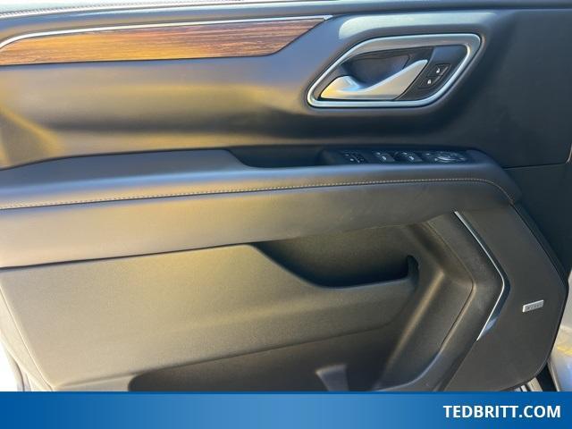 Photo of 2022 Satin Steel Metallic Chevrolet Suburban
