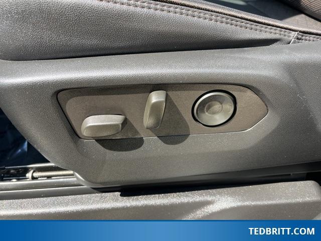 Photo of 2022 Satin Steel Metallic Chevrolet Suburban