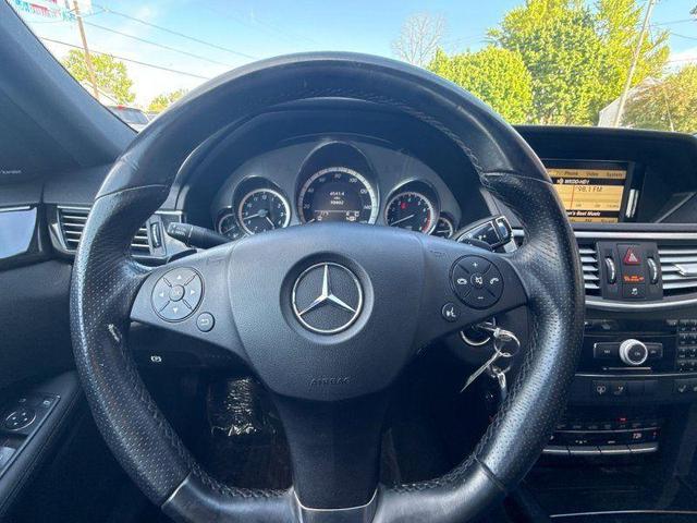 Photo of 2010 Black Mercedes-Benz E-Class