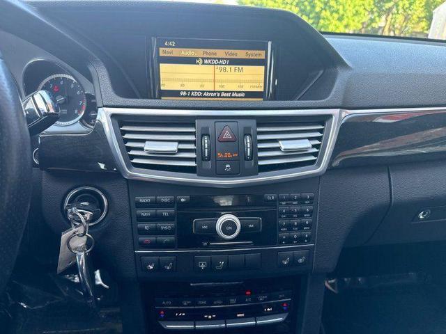 Photo of 2010 Black Mercedes-Benz E-Class