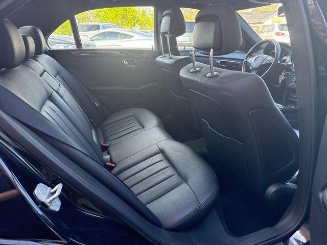 Photo of 2010 Black Mercedes-Benz E-Class