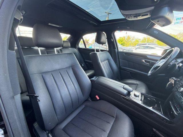 Photo of 2010 Black Mercedes-Benz E-Class