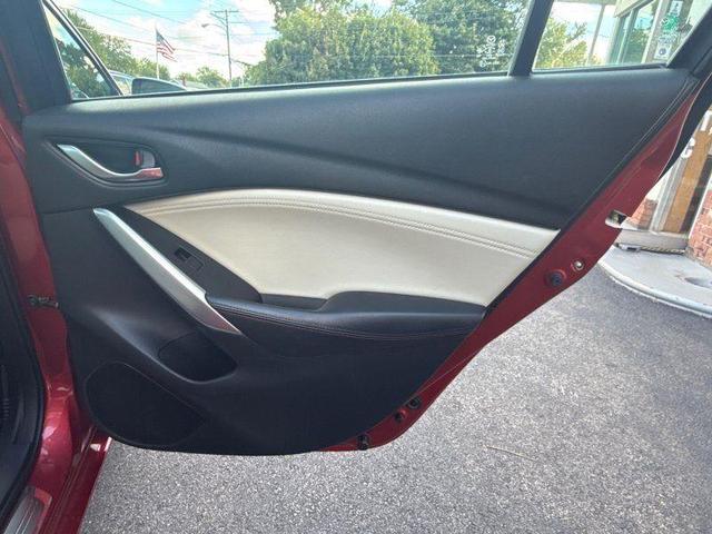 Photo of 2014 Soul Red Metallic Mazda Mazda6