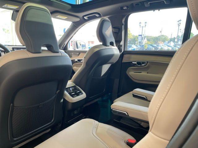 Photo of 2026 Silver Volvo XC90