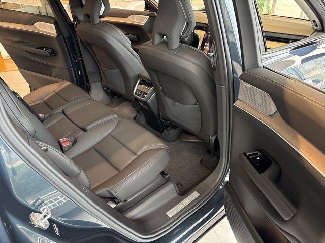 Photo of 2025 Denim Blue Metallic Volvo EX90