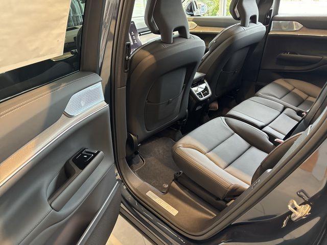 Photo of 2025 Denim Blue Metallic Volvo EX90