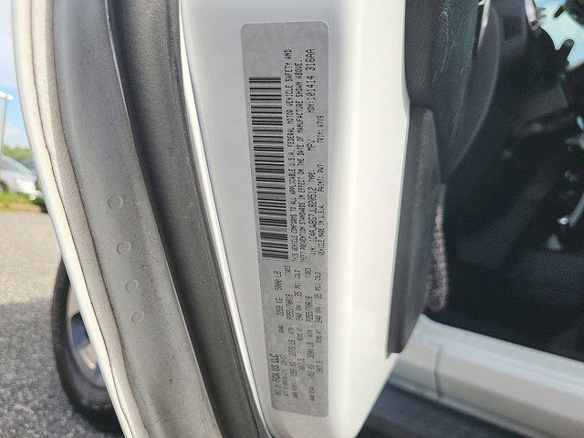 Photo of 2018 Bright White Clearcoat Jeep Wrangler JK