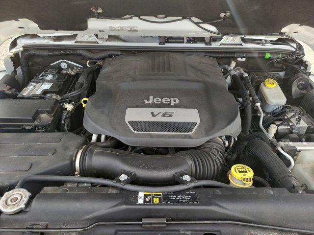 Photo of 2018 Bright White Clearcoat Jeep Wrangler JK