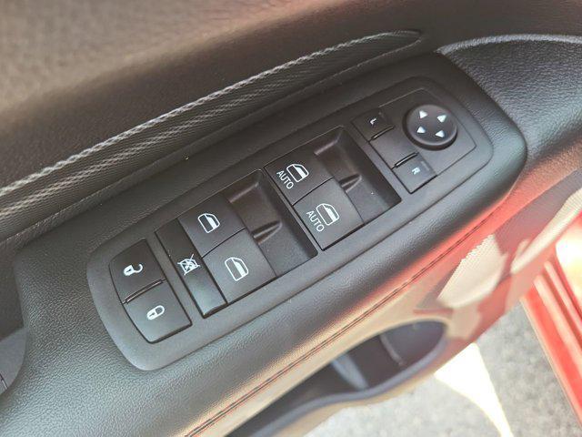 Photo of 2023 Octane Red Pearlcoat Dodge Durango
