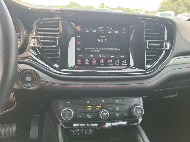 Photo of 2023 Octane Red Pearlcoat Dodge Durango
