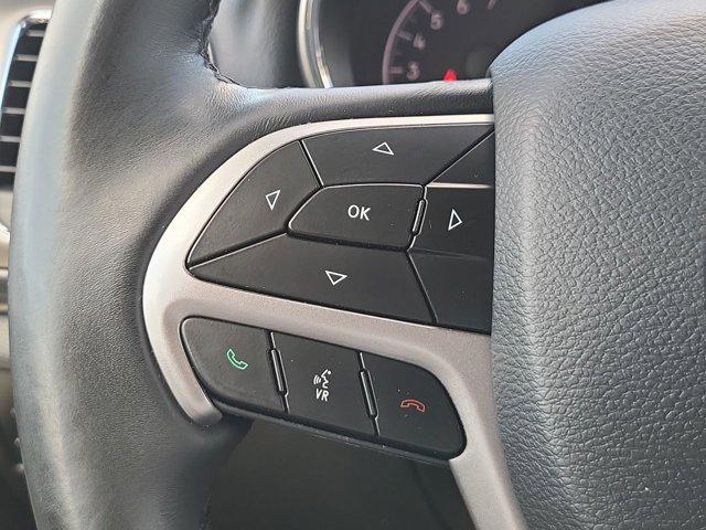 Photo of 2019 Bright White Clearcoat Jeep Grand Cherokee