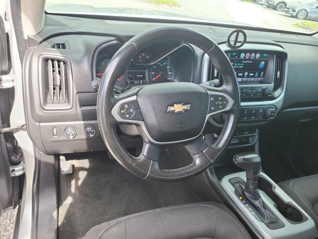 Photo of 2015 Silver Ice Metallic Chevrolet Colorado