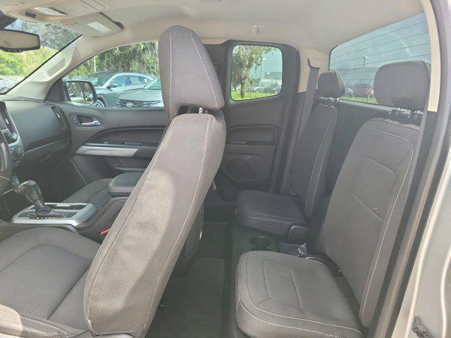 Photo of 2015 Silver Ice Metallic Chevrolet Colorado