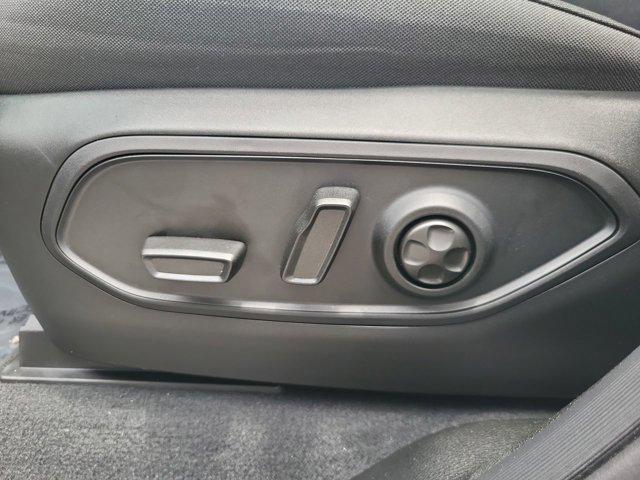 Photo of 2025 Silver Zynith Jeep Grand Cherokee L