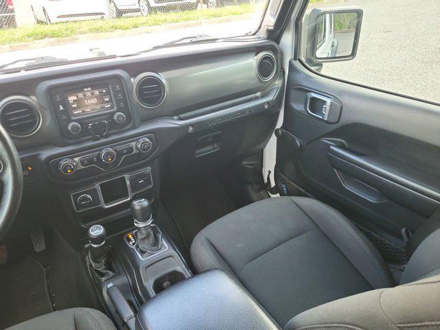 Photo of 2018 Bright White Clearcoat Jeep Wrangler Unlimited