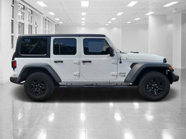 Photo of 2018 Bright White Clearcoat Jeep Wrangler Unlimited