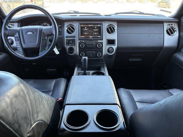 Photo of 2015 TUXEDO BLACK METALLIC Ford Expedition