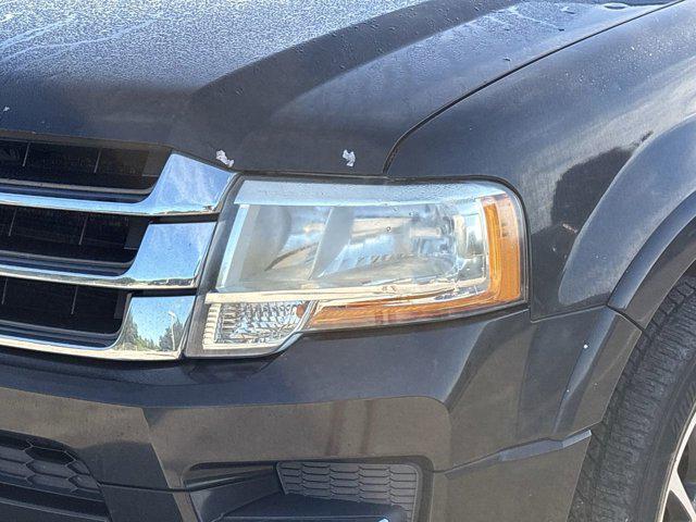 Photo of 2015 TUXEDO BLACK METALLIC Ford Expedition