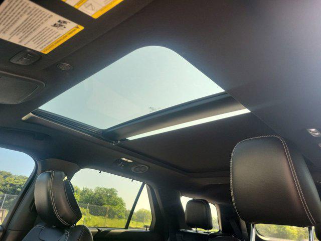 Photo of 2020 AGATE BLACK METALLIC Ford Explorer
