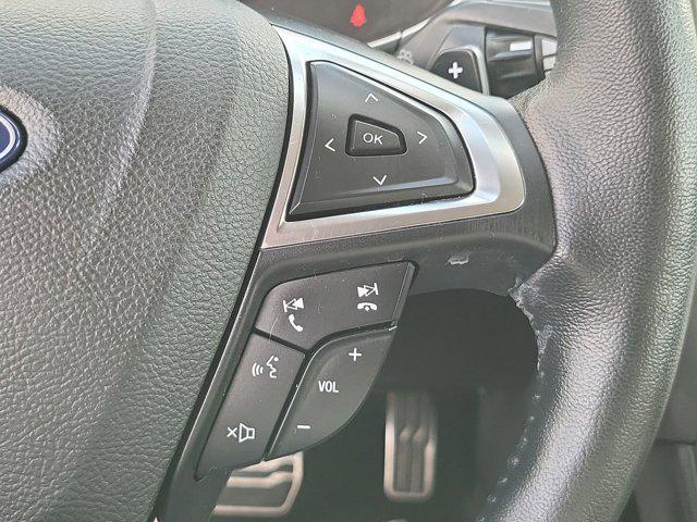 Photo of 2018 OXFORD WHITE Ford Fusion