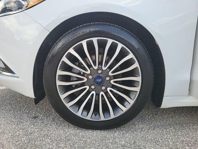 Photo of 2018 OXFORD WHITE Ford Fusion