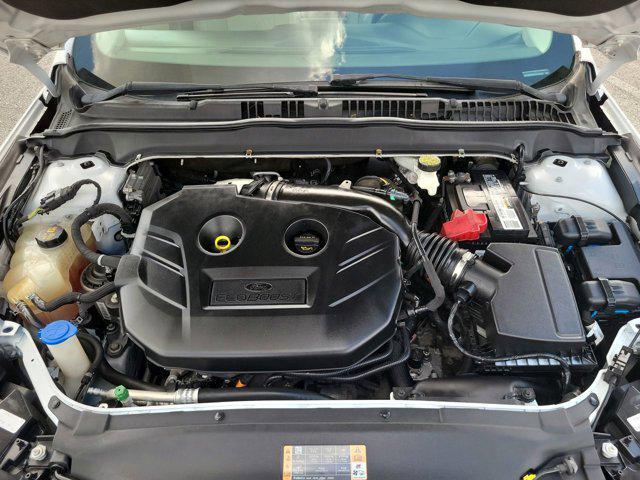 Photo of 2018 OXFORD WHITE Ford Fusion