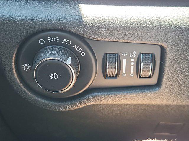 Photo of 2025 Red Hot Pearlcoat Chrysler Pacifica