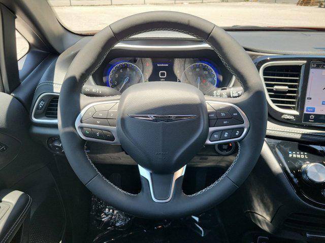 Photo of 2025 Red Hot Pearlcoat Chrysler Pacifica