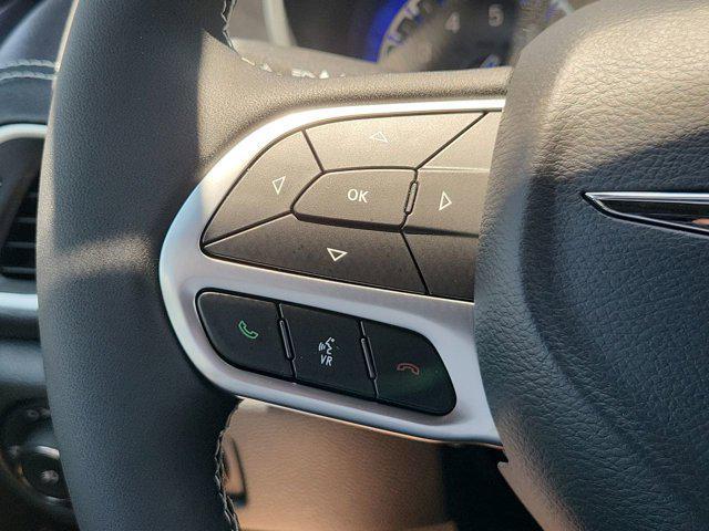 Photo of 2025 Red Hot Pearlcoat Chrysler Pacifica