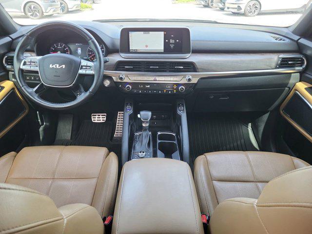 Photo of 2022 Wolf Gray Kia Telluride